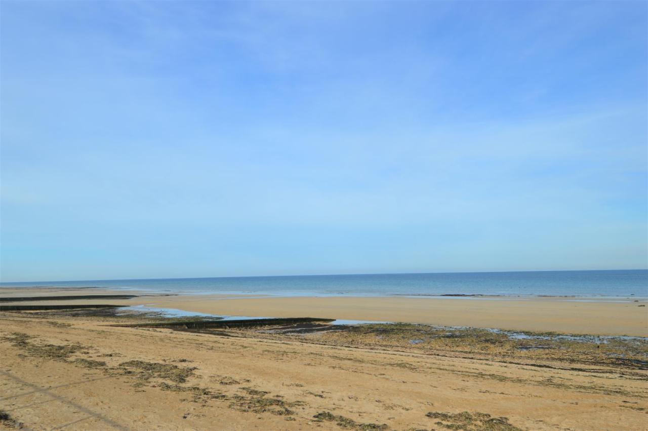 Maison,Appartement De Charme Bord De Mer - Avec Jardin Et Wifi Luc-sur-Mer Esterno foto